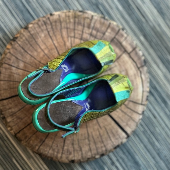 🆕Altura Sie7e NWOB Women’s Green Platform Slingback Open Toe Wedges in Size 6 - Picture 3 of 5